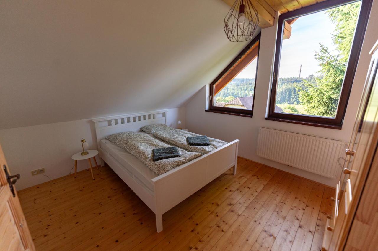 Moderni Sumavska Roubenka S Vyhledem Na Boubin Villa Vimperk Exterior foto
